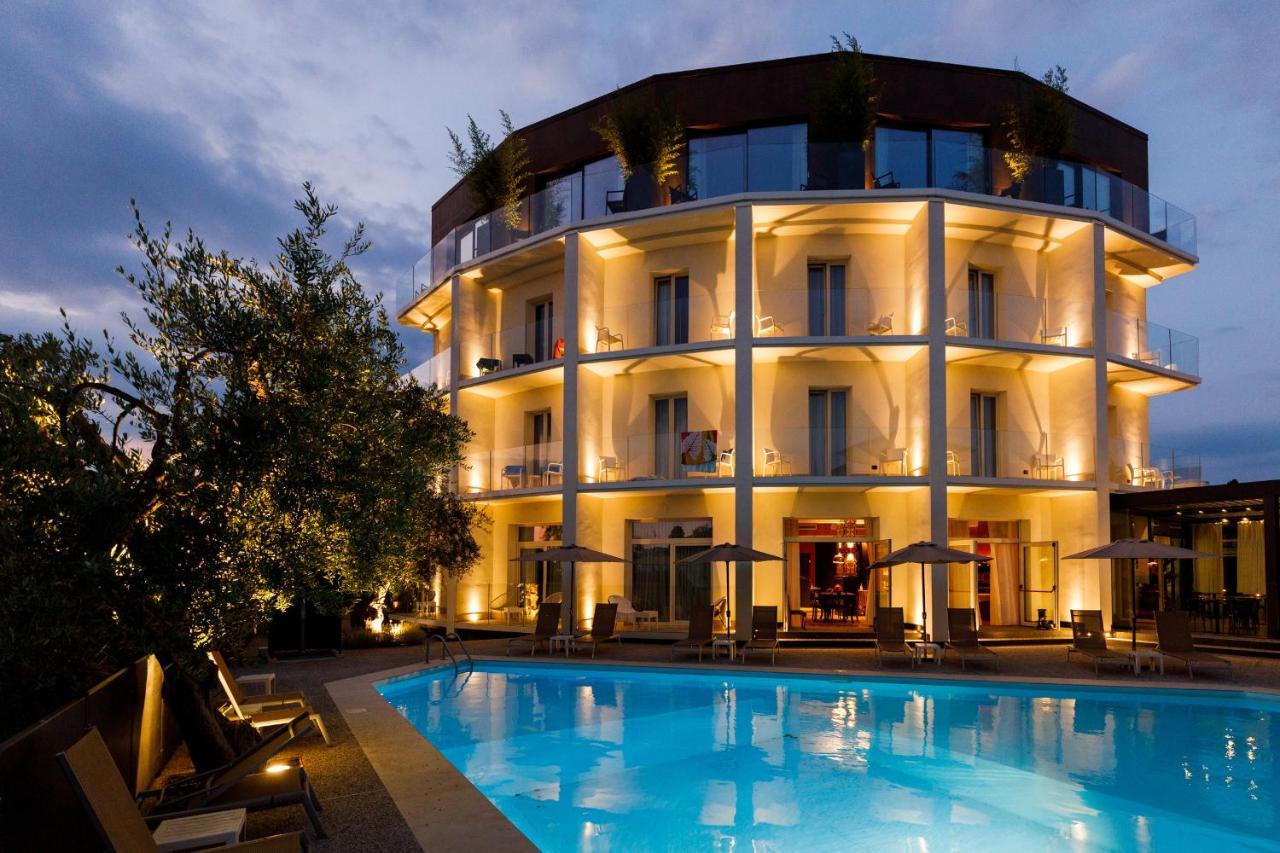 Art Hotel Ventaglio Bardolino Bagian luar foto