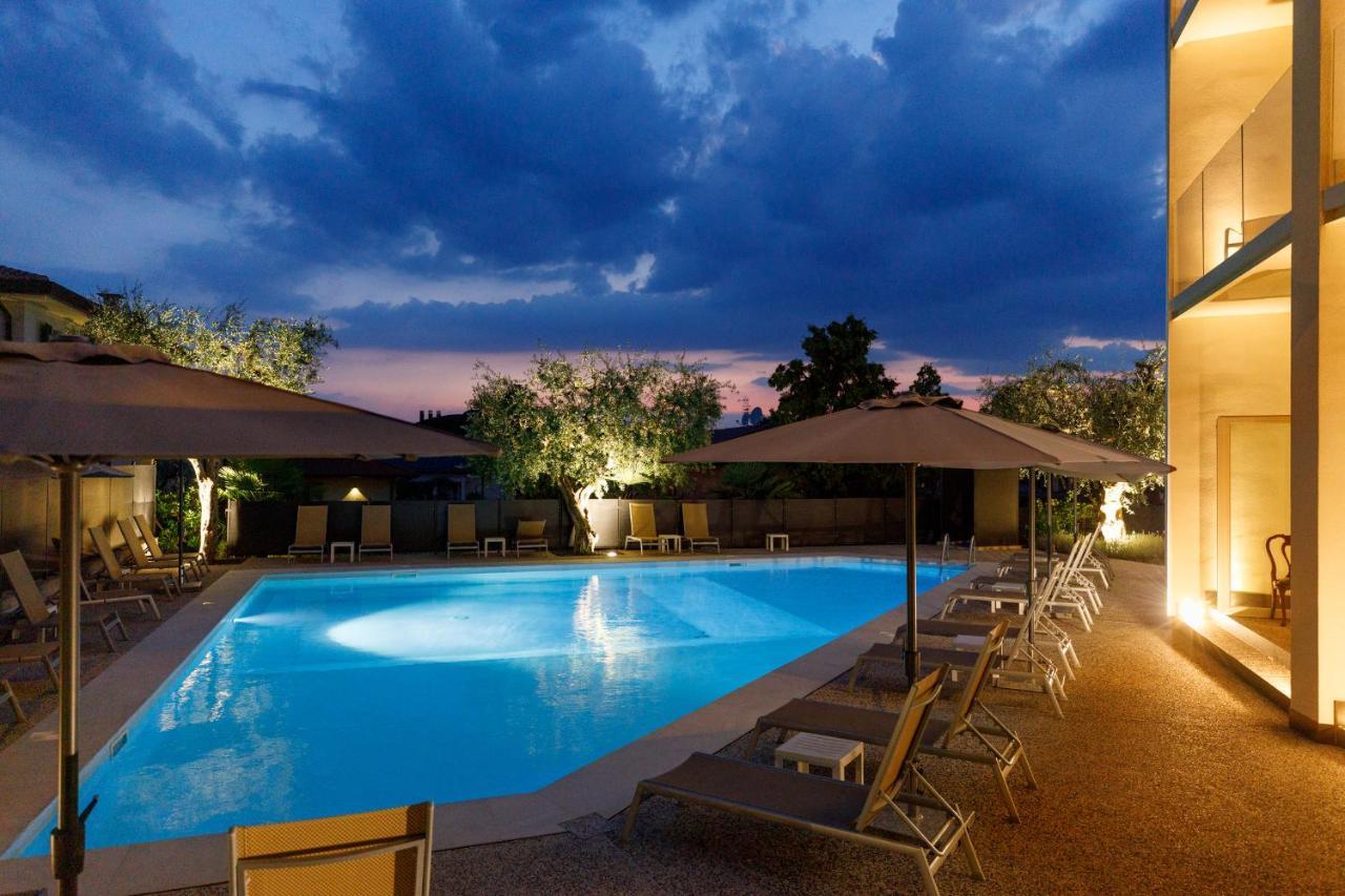 Art Hotel Ventaglio Bardolino Bagian luar foto