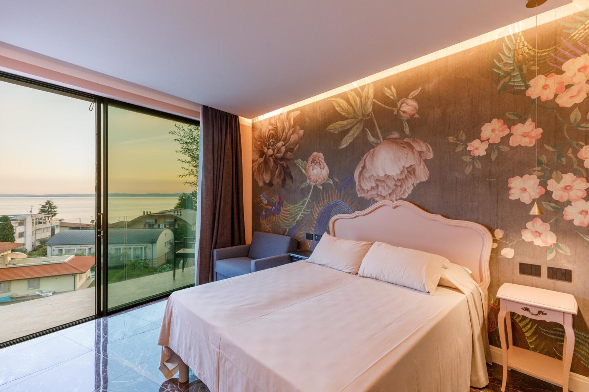 Art Hotel Ventaglio Bardolino Ruang foto