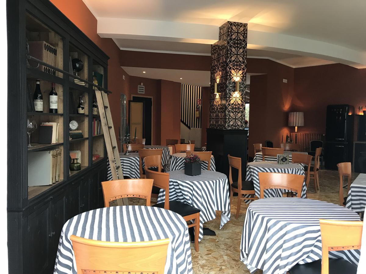 Art Hotel Ventaglio Bardolino Bagian luar foto